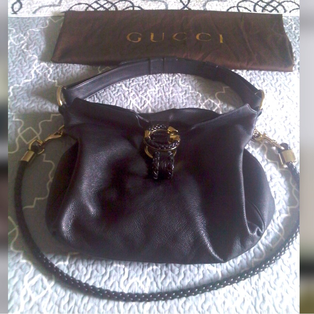 Gucci G wave hobo bag, 3 way pebbled leather bag. Limited edition.